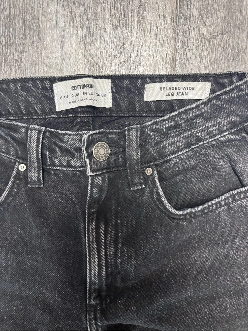 Cotton On Relaxed Wide Leg Jeans Black Wash High Rise Size 2 Y2K  Streetwear - Picture 4 of 10